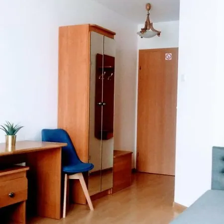 Aleksandra Kwatera prywatna