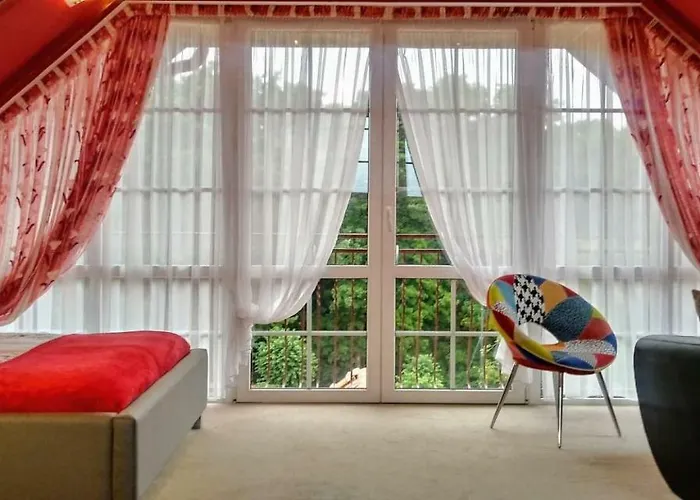 Aleksandra Homestay szállás *