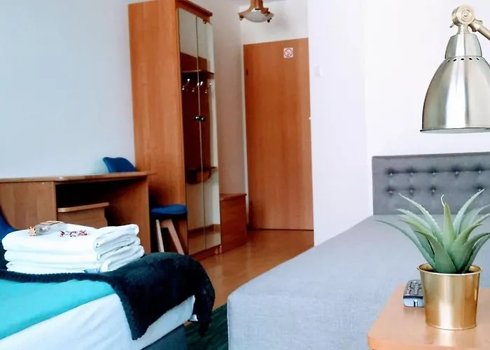 Aleksandra Homestay szállás *